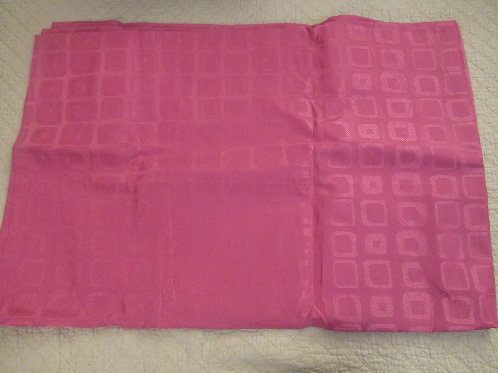 Hot Pink Square-Patterned Curtain Panel (41″ x 84″)