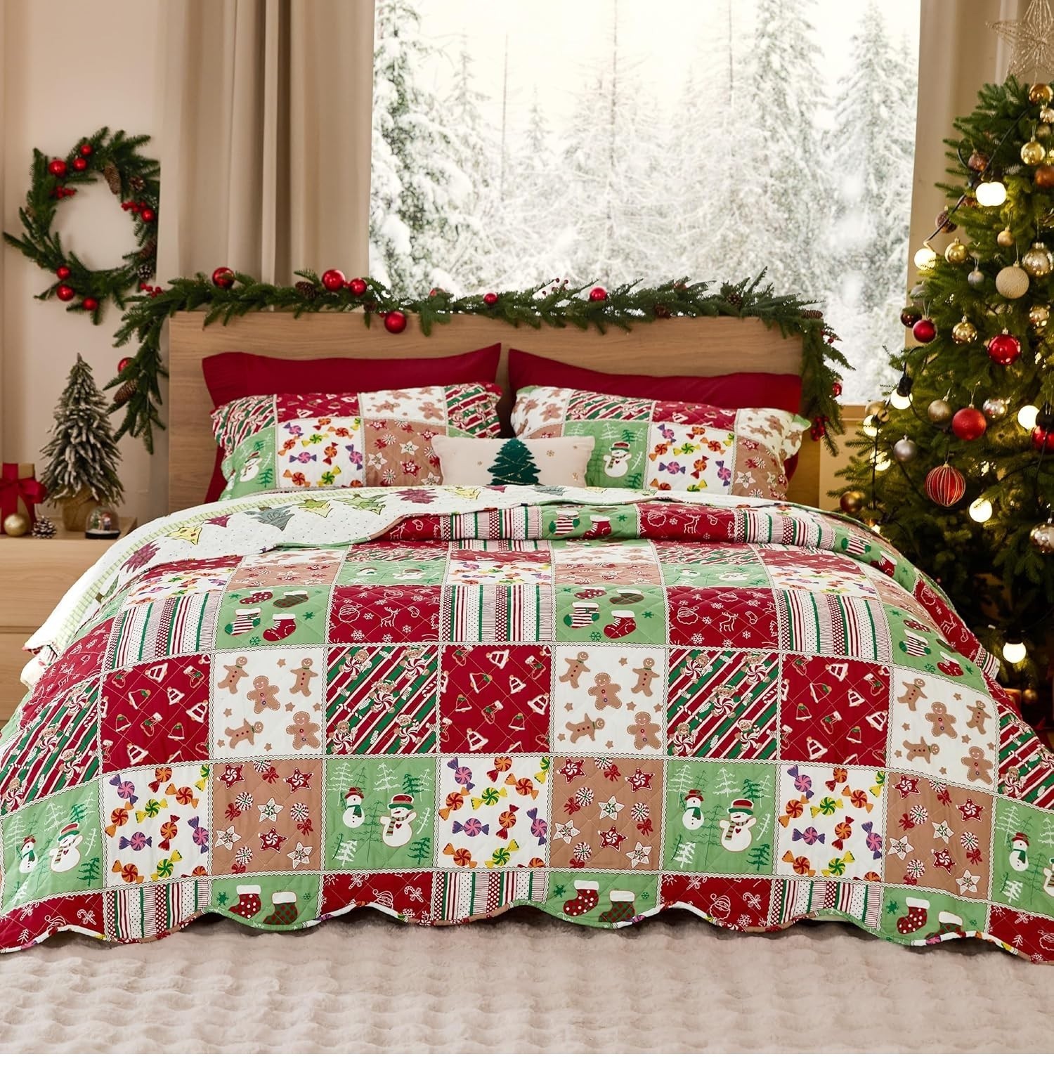 Bedsure Christmas Quilt Queen Set +2 Pillow Shams Reversible Tree Candy Snowmen