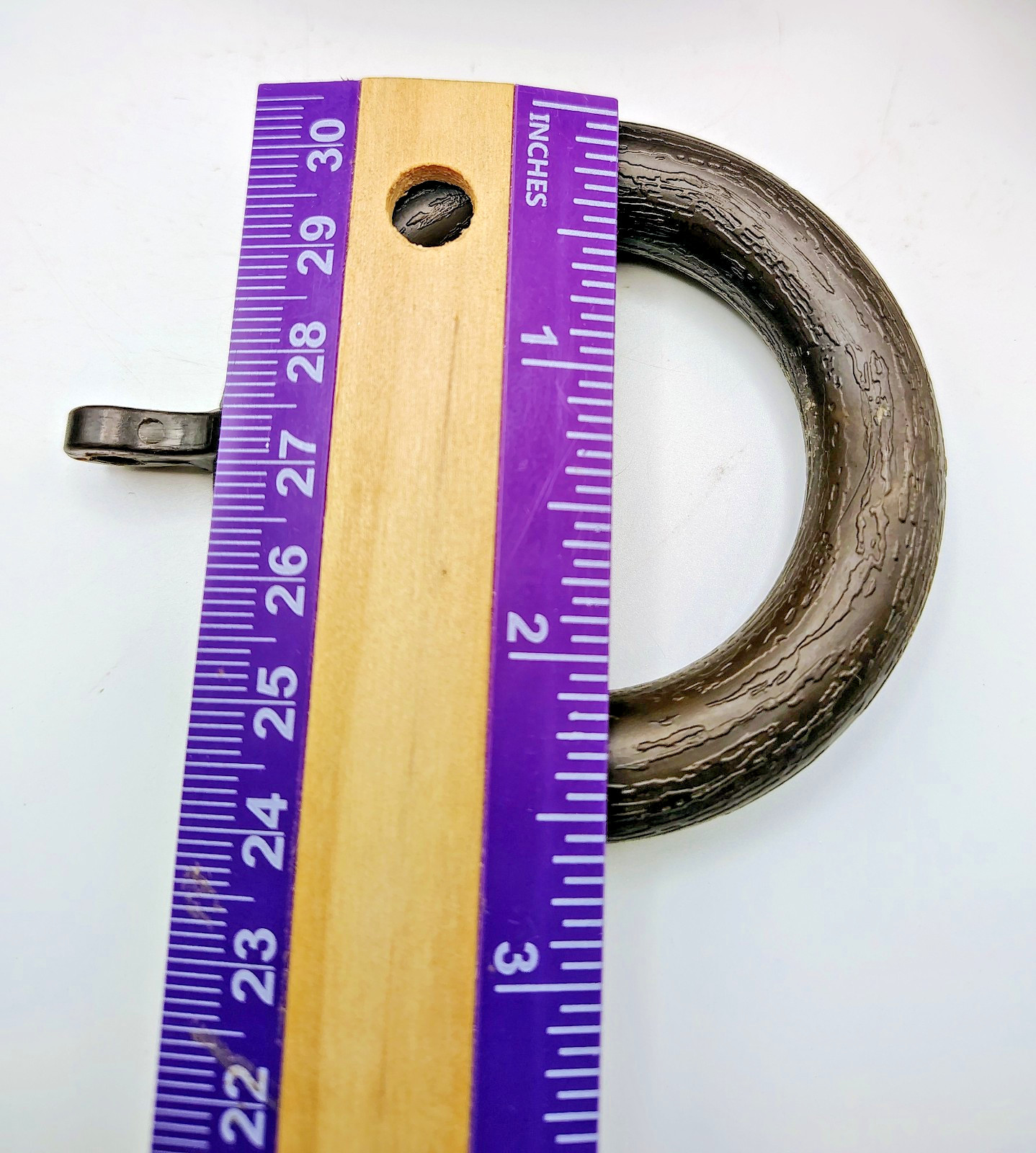 Lot of 28 Vintage Faux Wood Plastic Drapery Curtain Rings 1.75 » inside 2.5″ out