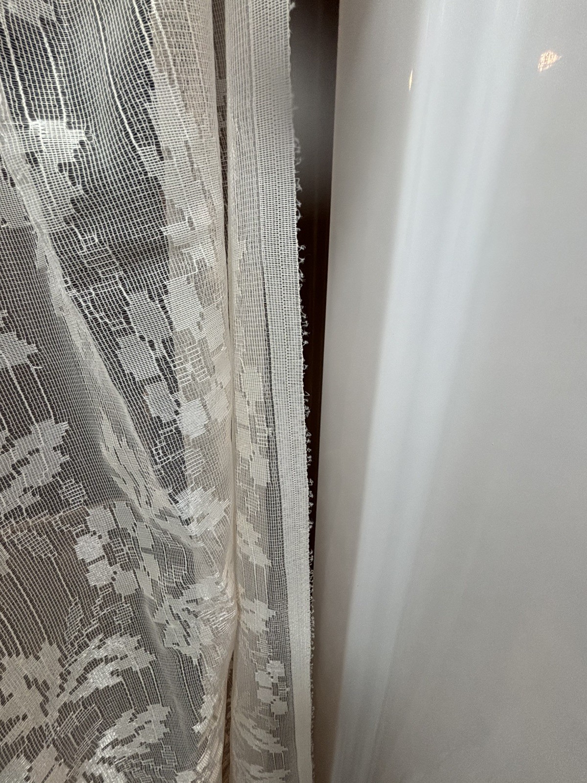Vtg Ivory Floral Lace Curtain Ruffled Edges Attached Valance 58×84 Cottage Core