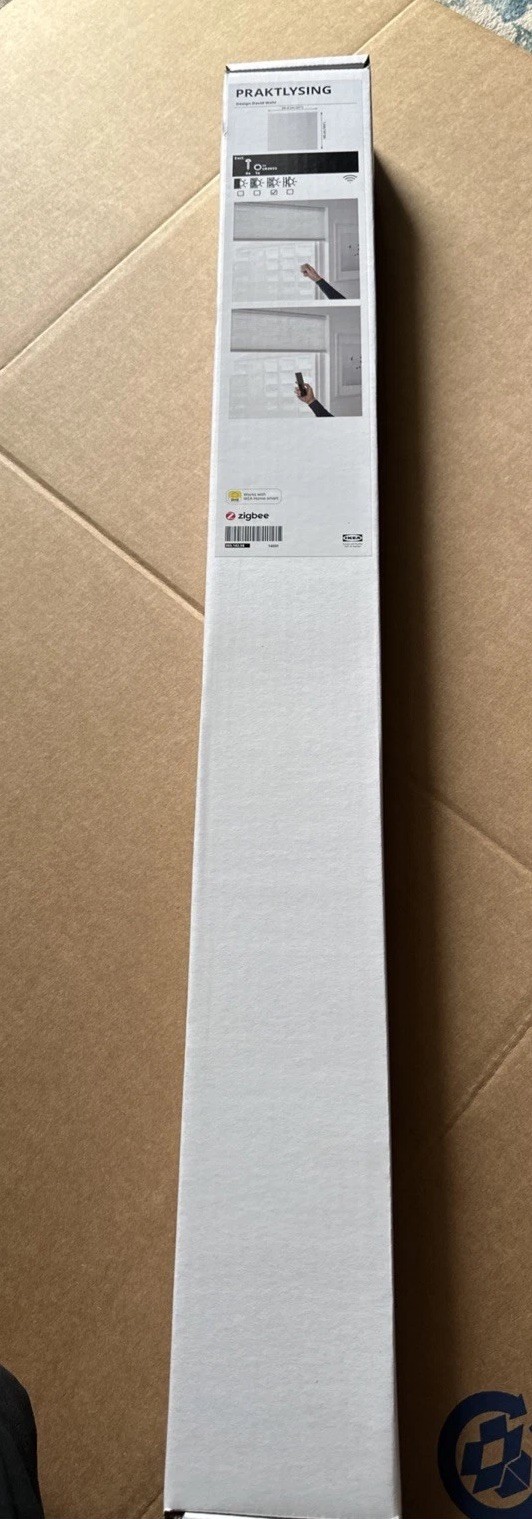 IKEA PRAKTLYSING Smart Cellular Blind 27×76¾» Wireless Battery White-NEW