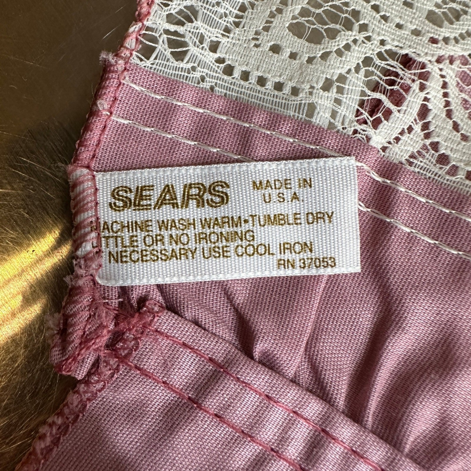 VTG Sears Mauve Pink Ruffled Lace Trim Window Valance Panel Made in USA 17X79
