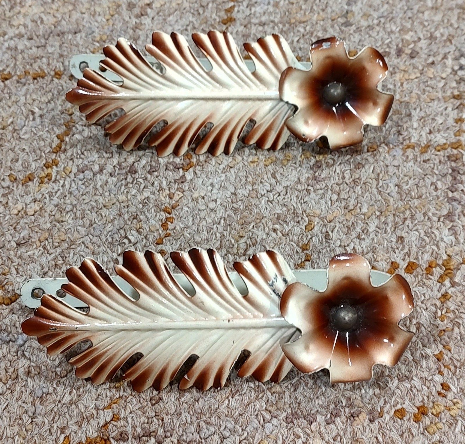 Vintage MCM Metal Curtain/ Drapery Tie-Backs Flower & Leaf In Beige & Brown