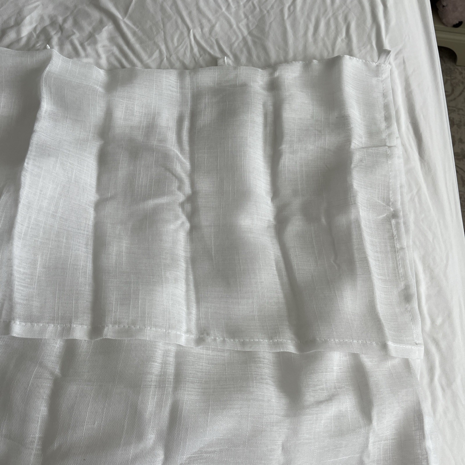 Broyhill 8 Panels Light Filtering Ring & Tab Top w/Attached Valance EUC